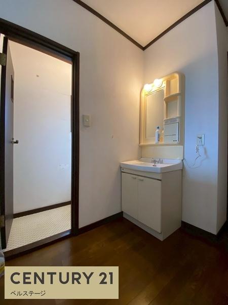 袖ケ浦市長浦駅前3丁目の中古一戸建て(洗面台・洗面所)