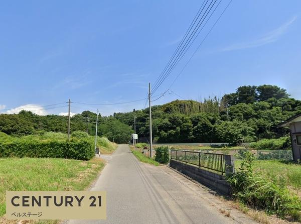 JR内房線　富津市前久保　売倉庫