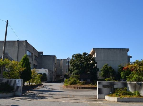 JR内房線　市原市君塚2丁目　売店舗(市原市立若葉中学校)