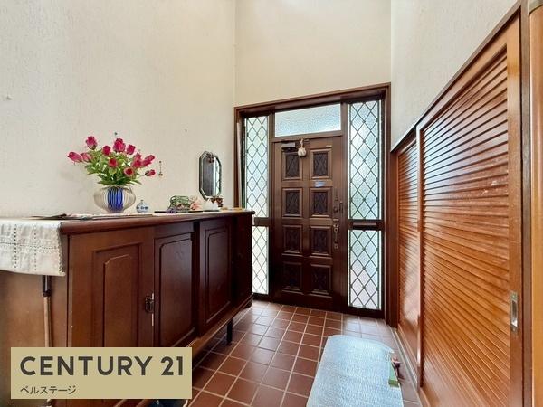 木更津市東太田2丁目の中古一戸建て(玄関)