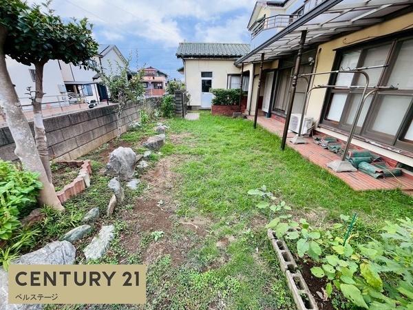 君津市南子安4丁目の中古一戸建て(庭)