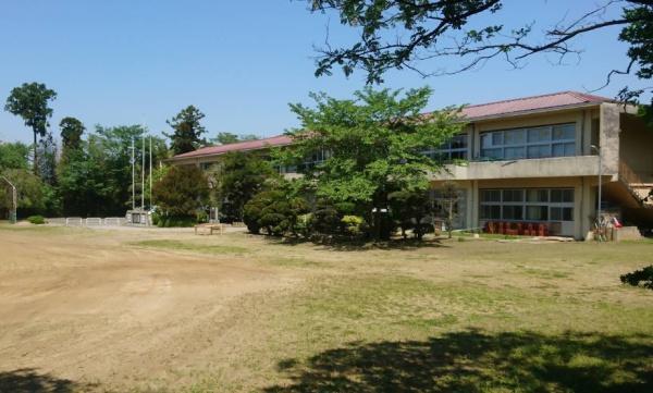 君津市久留里市場の土地(君津市立上総小学校)