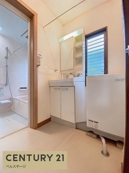 木更津市八幡台6丁目の中古一戸建て(洗面台・洗面所)