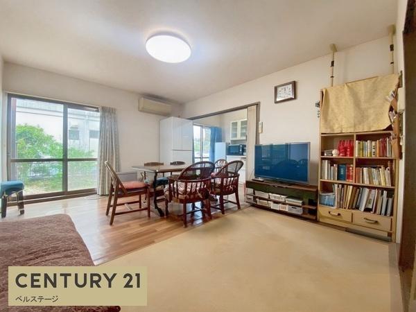 木更津市八幡台6丁目の中古一戸建て(リビング)