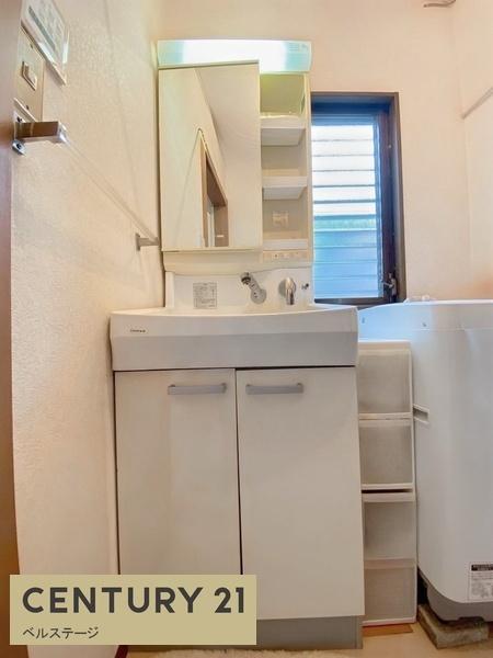 木更津市八幡台6丁目の中古一戸建て(洗面台・洗面所)