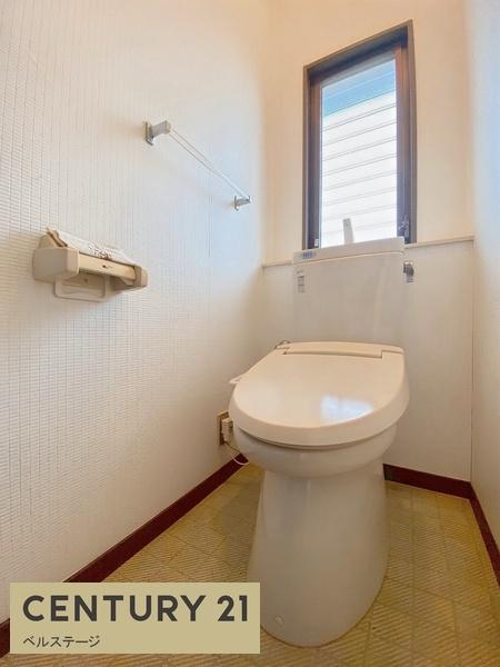 木更津市八幡台6丁目の中古一戸建て(トイレ)