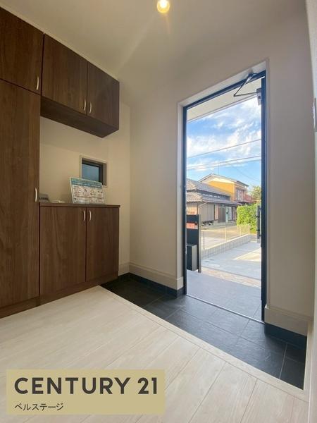 小湊鐡道 市原市馬立 新築戸建(玄関)