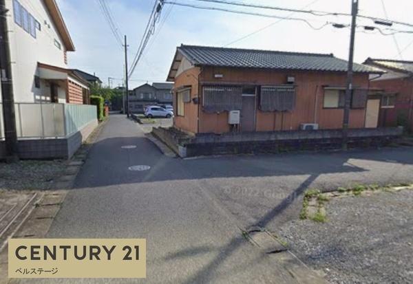 市原市八幡の中古一戸建て(前面道路含む現地写真)