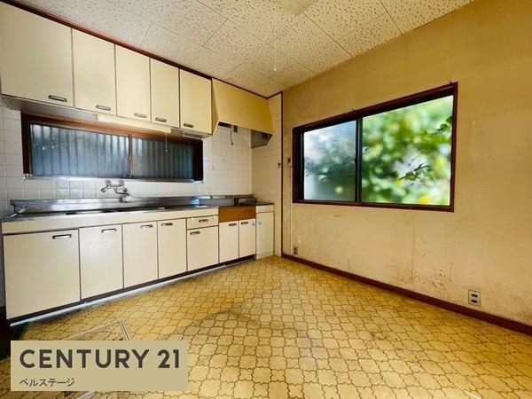 袖ケ浦市長浦駅前４丁目の中古一戸建て