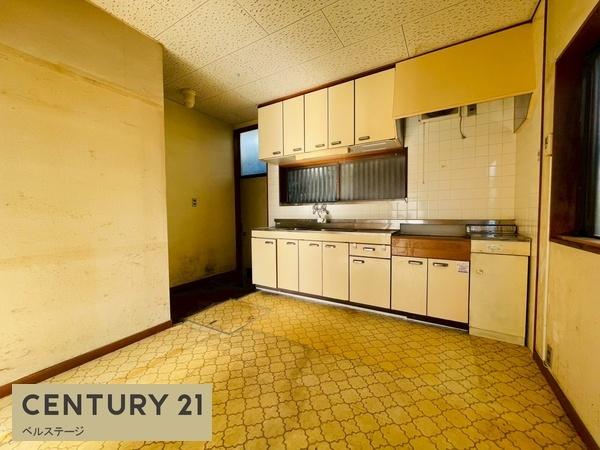 袖ケ浦市長浦駅前４丁目の中古一戸建て