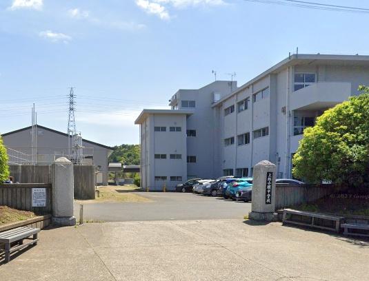 JR久留里線　君津市久留里市場　売倉庫(君津市立上総小櫃中学校)