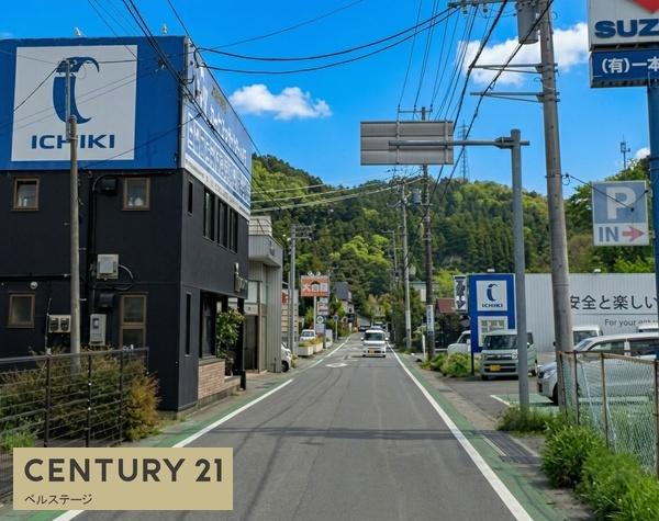 JR久留里線　君津市久留里市場　売倉庫