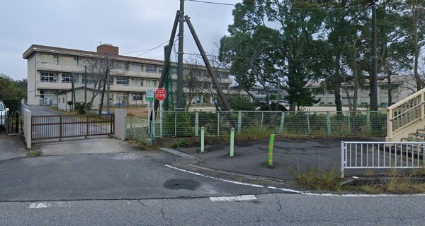 市原市村上の土地(市原市立国府小学校)