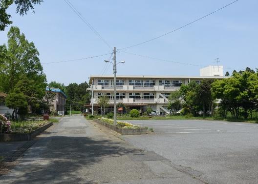 市原市牛久の土地(市原市立南総中学校)