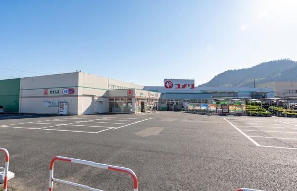 JR内房線　南房総市市部　エスカール岩井(コメリハード＆グリーン　岩井店)