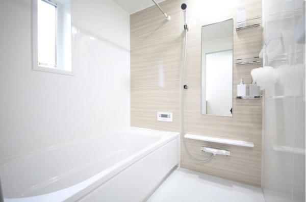 彦根市長曽根南町の中古一戸建て