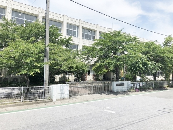 彦根市開出今町の中古一戸建て(彦根市立金城小学校)