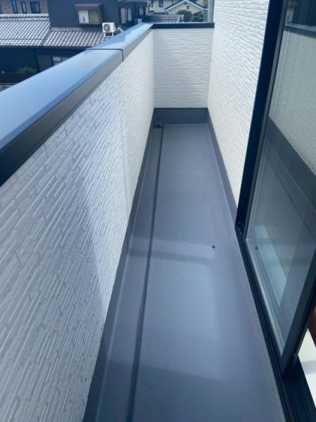 近江八幡市中村町1期2号棟(バルコニー)