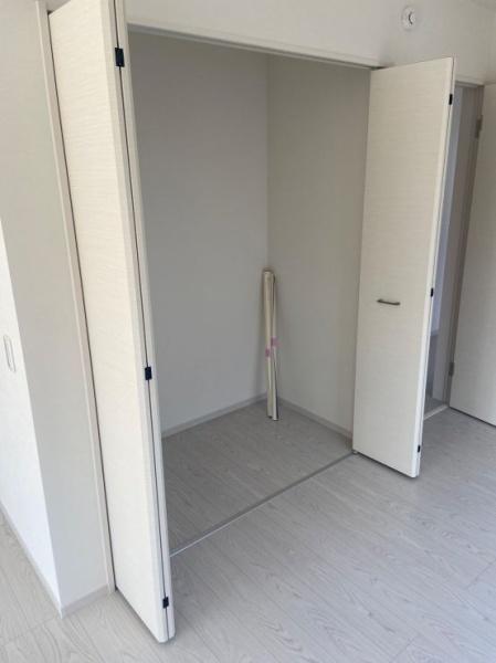 近江八幡市中村町1期3号棟(収納)