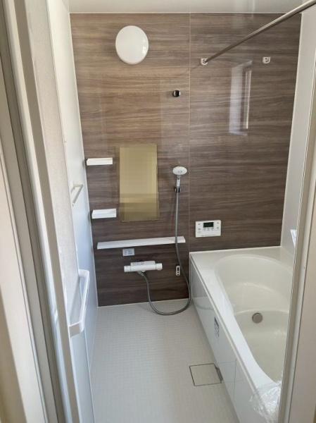 近江八幡市中村町1期3号棟(バス)