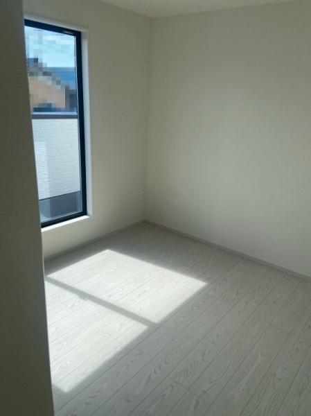 近江八幡市中村町1期3号棟(洋室)