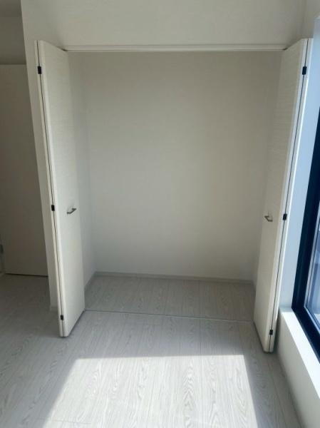 近江八幡市中村町1期3号棟(収納)