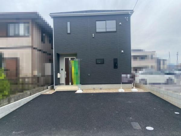 湖南市岩根中央第3　1号棟