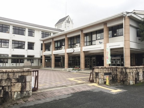 東近江市林田町第4 2号棟(東近江市立御園小学校)