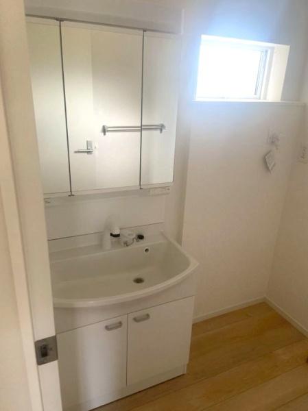 野洲市六条第1　4号棟