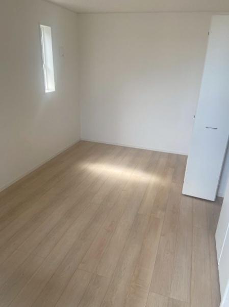 野洲市六条第1　4号棟