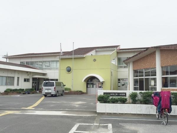 パークシティ能登川(東近江市立能登川第一幼稚園)