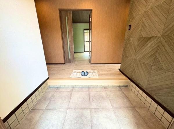 彦根市開出今町の中古一戸建て