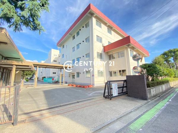 川越市小仙波町4丁目の新築一戸建(第一中学校)