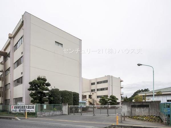 坂戸市柳町(坂戸市立坂戸中学校)