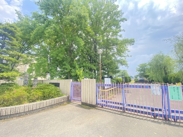 坂戸市大字片柳の土地(坂戸市立片柳小学校)