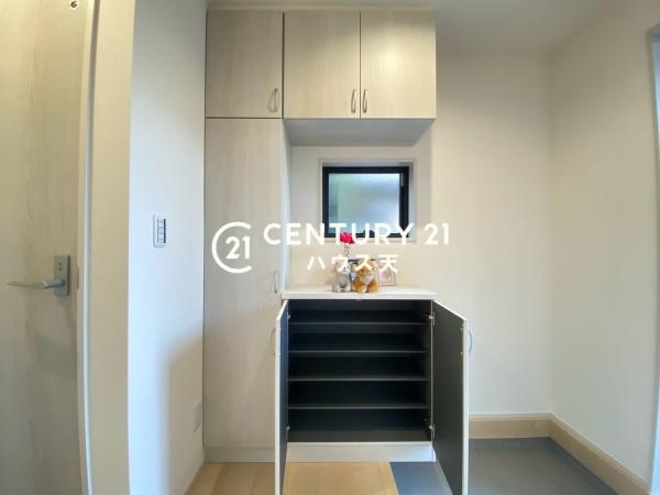 鶴ヶ島市富士見第二 2号棟(玄関)