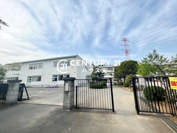 比企郡滑川町大字月輪の土地(宮前小学校)