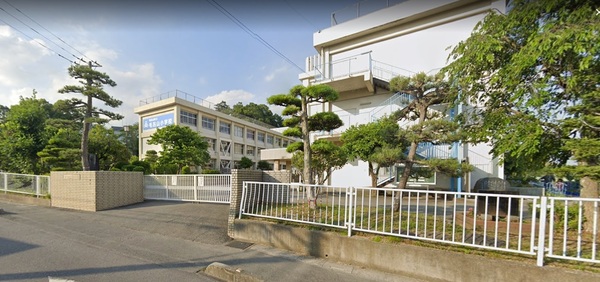 入間郡毛呂山町大字小田谷の中古一戸建て(毛呂山町立毛呂山小学校)