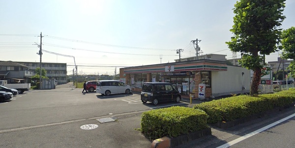 毛呂山町岩井東第5　1号棟(セブンイレブン毛呂山岩井店)