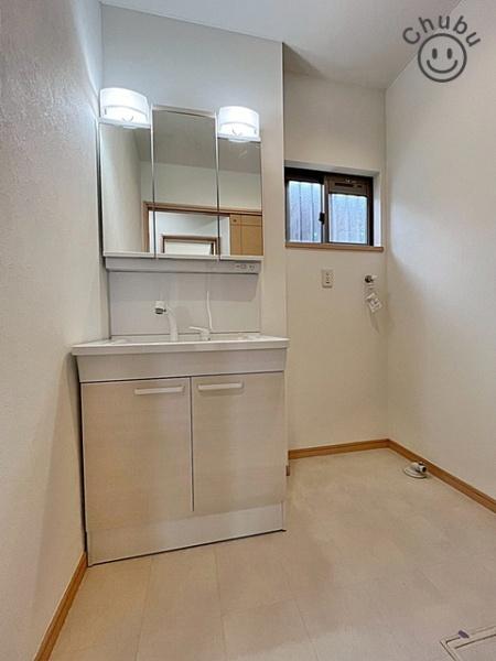 岡崎市戸崎町字藤狭の中古一戸建て