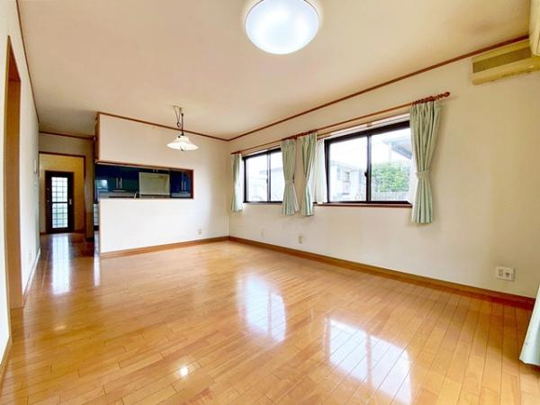 ・岡崎市明大寺町字大圦　中古戸建