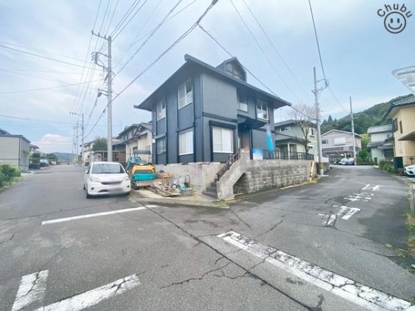 岡崎市藤川台２丁目の中古一戸建て