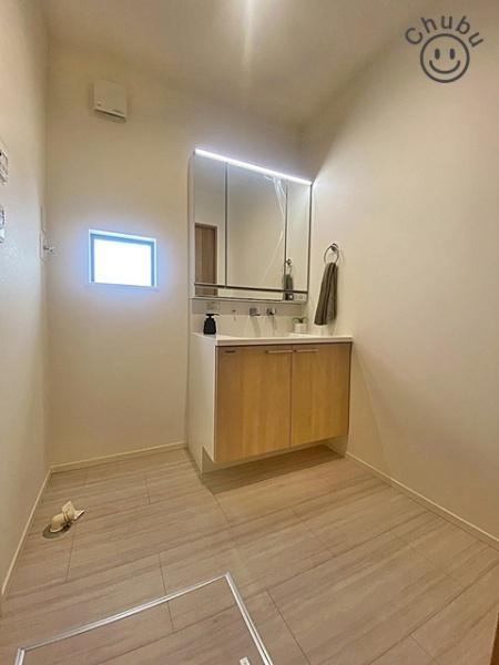 みよし市三好町木之本の中古一戸建て(洗面台・洗面所)