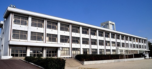 みよし市三好町木之本の中古一戸建て(みよし市立中部小学校)