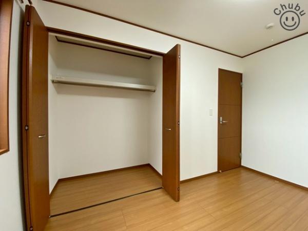 岡崎市松橋町1丁目の中古一戸建て(収納)