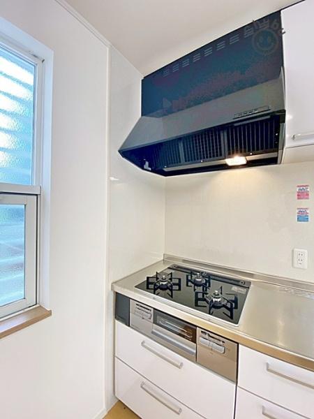 岡崎市滝町字丸根の中古一戸建て(キッチン)