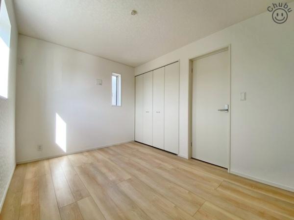 みよし市明知町新築戸建全3棟2号棟