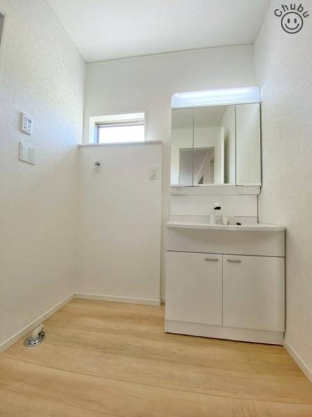 豊田市上丘町新築戸建全3棟2号棟