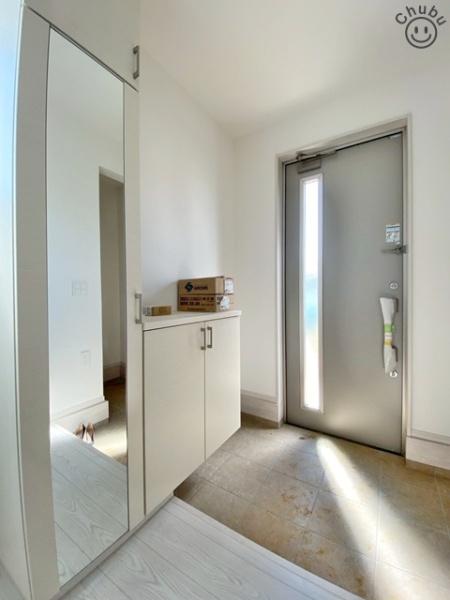 豊田市細谷町新築戸建全6棟4号棟(玄関)