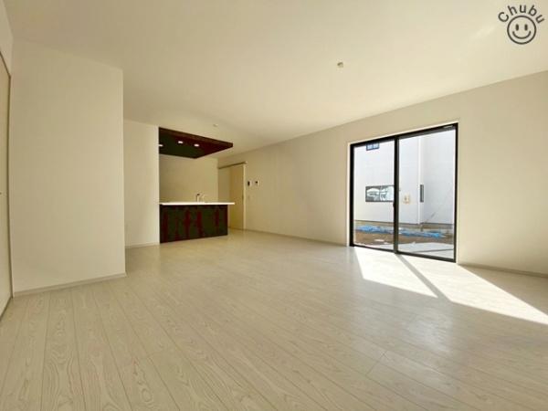 豊田市細谷町新築戸建全6棟4号棟(リビング)